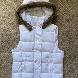 Arizona Jean Company White Puffer Vest Size Medium